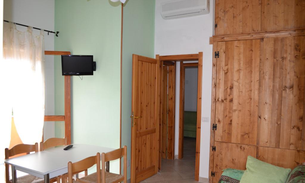 Apartment Mimose Badesi